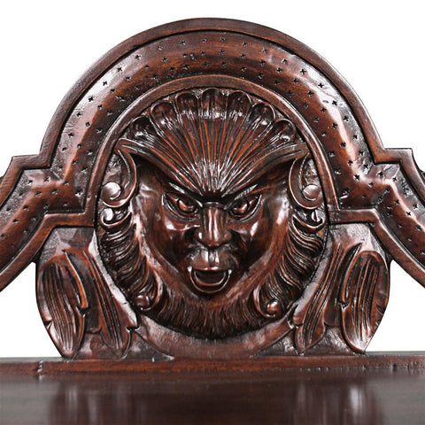 Lord Fitzsimmons Window Seat - Sculptcha