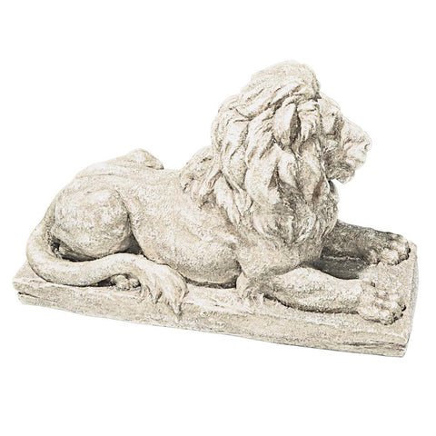 Lyndhurst Manor Lion Sentinel Statue - Sculptcha