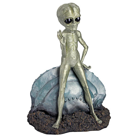 Roswell The Alien With Spacecraft Statue