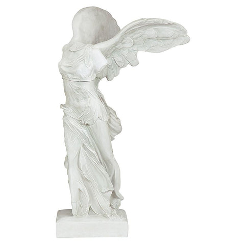 Estate Nike Of Samothrace Statue